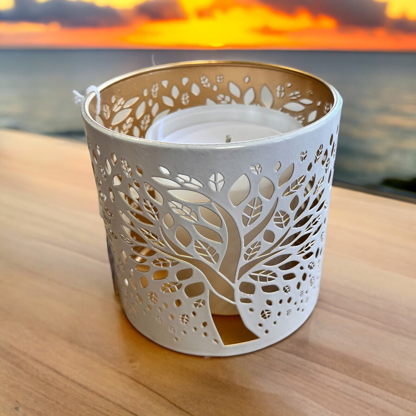 White & Gold Candle Holder/Melt Burner - Doves